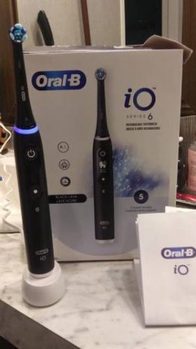 فرشاة اسنان اورال بي اي او سيريس 6 Oral-B™ iO Series الذكية + هدية مع المنتج photo review